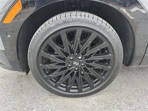 Used 2024 Hyundai Santa Fe Calligraphy image 6