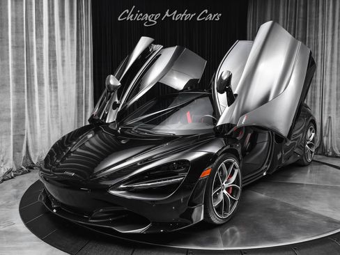 Used 2022 McLaren 720S Performance RWD image 31