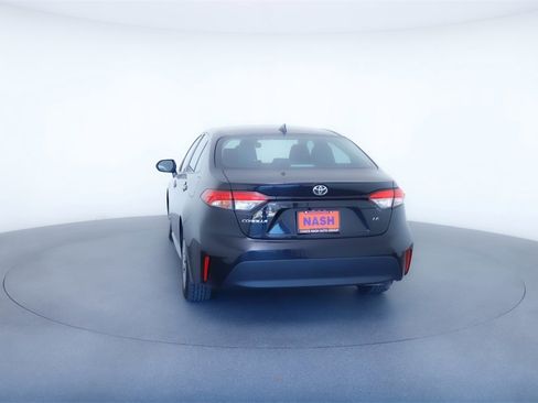 Used 2023 Toyota Corolla LE image 5