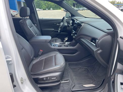 Used 2023 Chevrolet Traverse High Country w/ LPO, Floor Liner Package AWD/4WD image 37