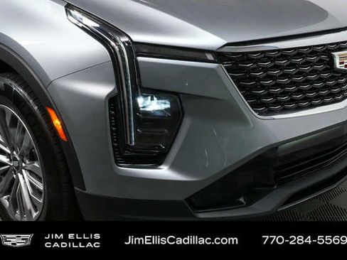 Used 2024 Cadillac XT4 Premium Luxury AWD/4WD image 36