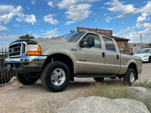 Used 2000 Ford F250 4x4 Crew Cab Super Duty image 2