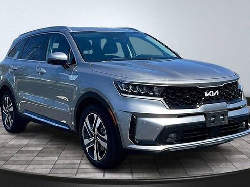 Certified 2023 Kia Sorento EX AWD/4WD image 3