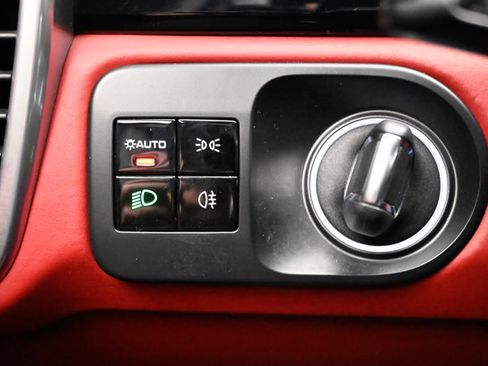 Used 2021 Porsche Cayenne S image 73