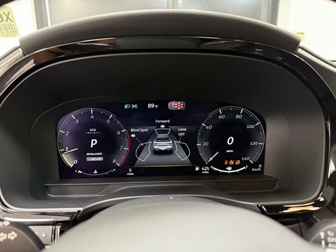 Certified 2027 INFINITI QX60 Luxe w/ Family Package FWD image 20