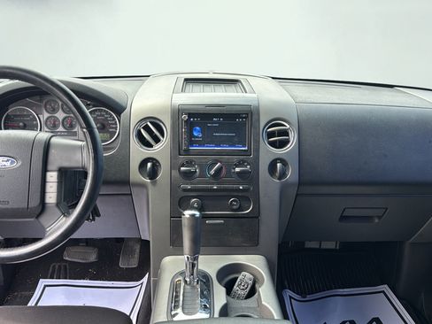 Used 2004 Ford F150 XLT AWD/4WD image 17