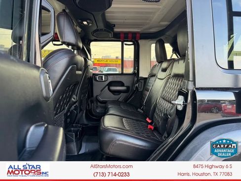 Used 2018 Jeep Wrangler Unlimited Rubicon AWD/4WD image 14