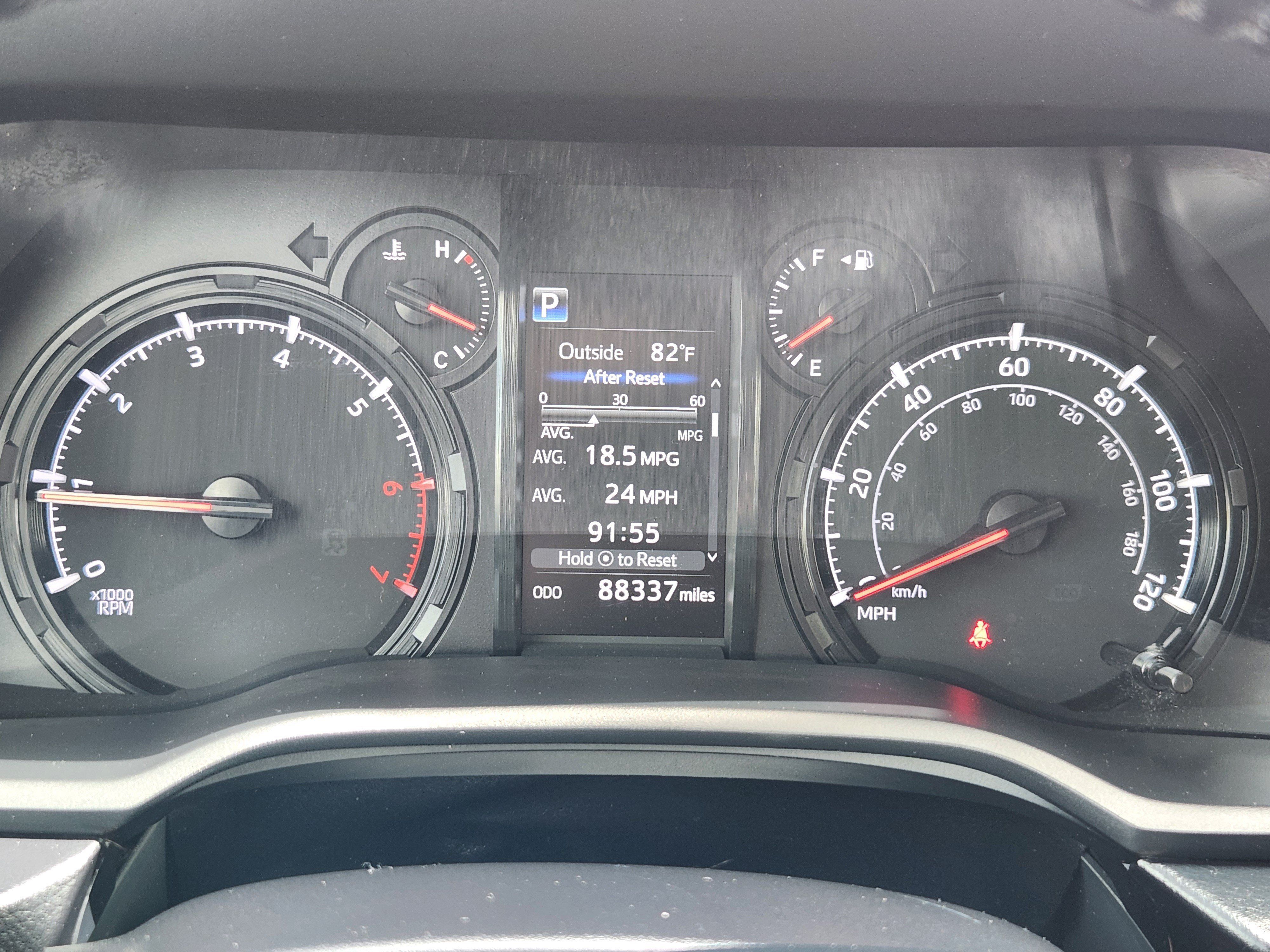 Used 2023 Toyota 4Runner SR5 Premium w/ Moonroof Package AWD/4WD image 19