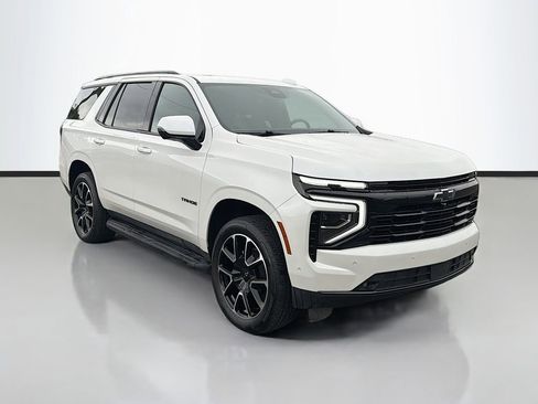 Used 2025 Chevrolet Tahoe RST w/ Comfort Package image 3