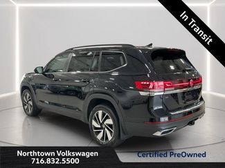 Used 2024 Volkswagen Atlas SE w/ Panoramic Sunroof Package AWD/4WD video 3