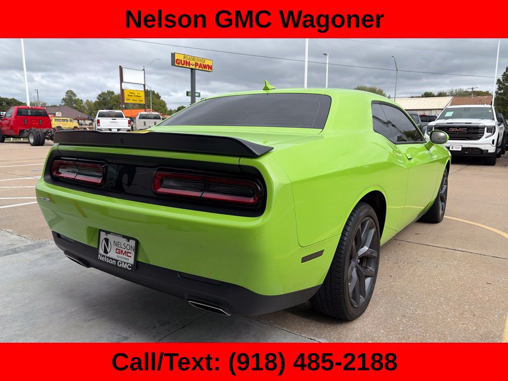 Used 2023 Dodge Challenger SXT w/ Plus Package RWD image 8