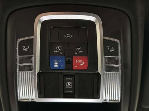 Used 2022 RAM 1500 Laramie w/ Sport Appearance Package AWD/4WD image 35