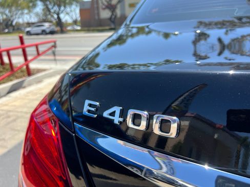 Used 2018 Mercedes-Benz E 400 4MATIC Sedan w/ Premium 3 Package image 8