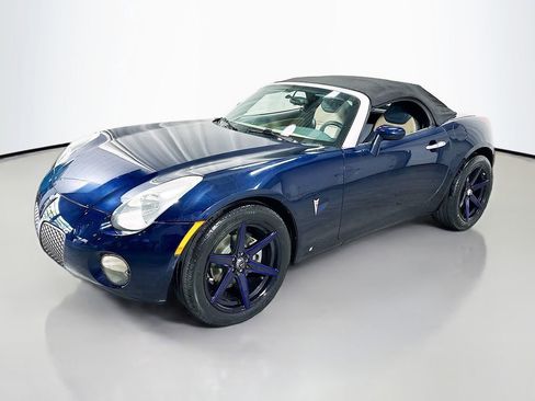 Used 2007 Pontiac Solstice Convertible w/ Premium Package RWD image 31