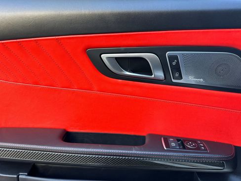 Used 2016 Mercedes-Benz AMG GT S image 11