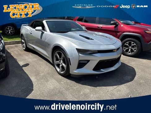 Used 2017 Chevrolet Camaro SS RWD image 1