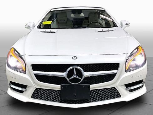 Used 2014 Mercedes-Benz SL 550 image 4