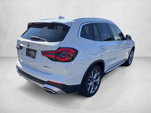 Used 2024 BMW X3 xDrive30i w/ Premium Package AWD/4WD image 5