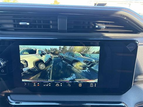 New 2026 GMC Sierra 2500 AT4 w/ Technology Package image 15