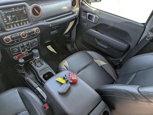 Used 2022 Jeep Gladiator Mojave AWD/4WD image 27