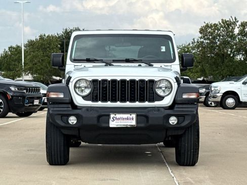 Used 2024 Jeep Wrangler Unlimited Sport AWD/4WD image 2