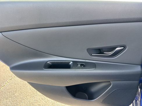 New 2026 Hyundai Elantra SEL Sport Premium w/ Cargo Package FWD image 19