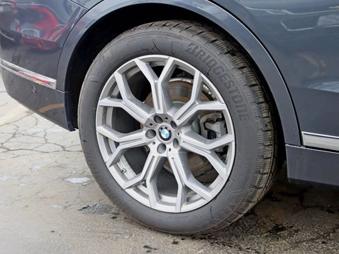 Used 2020 BMW X7 xDrive40i w/ Premium Package AWD/4WD image 7