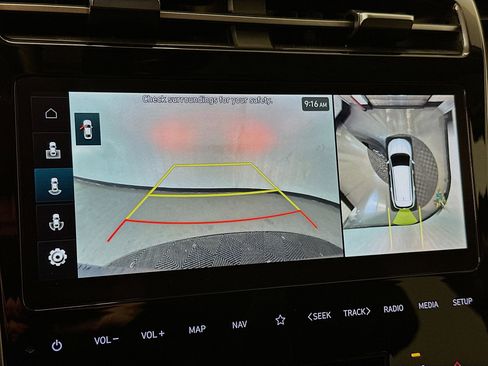 Used 2023 Hyundai Tucson Limited w/ Winter Package image 23