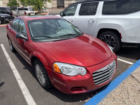 Used 2005 Chrysler Sebring Sedan FWD image 22