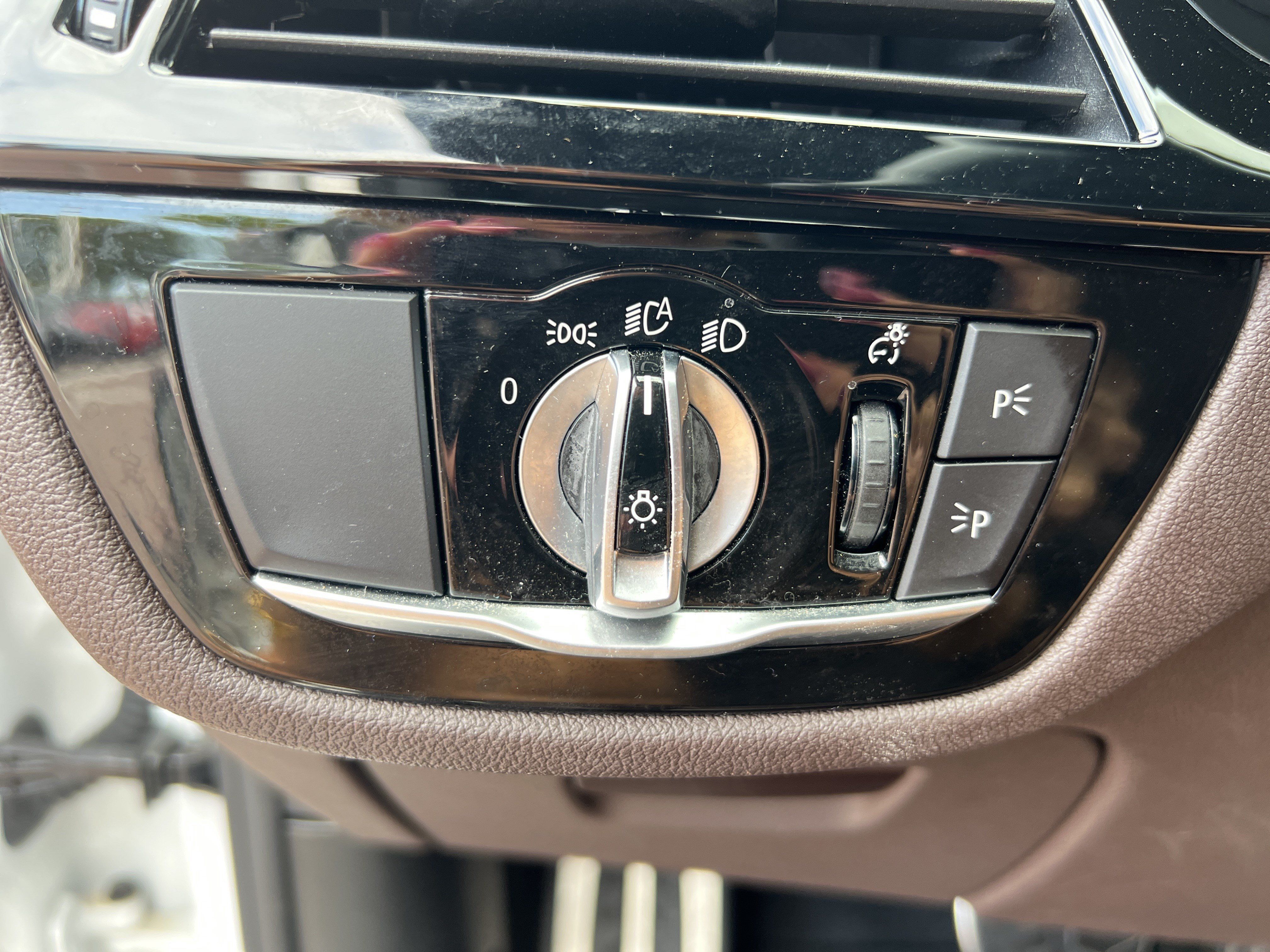 Used 2018 BMW 640i Gran Turismo xDrive AWD/4WD image 36