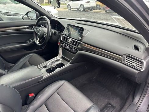 Used 2018 Honda Accord Sport image 24