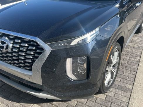Used 2021 Hyundai Palisade Limited FWD image 3