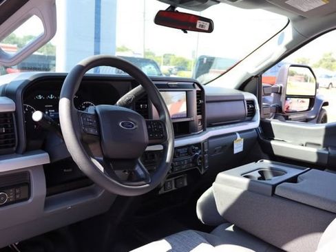 New 2026 Ford F350 XLT w/ FX4 Off-Road Package AWD/4WD image 24