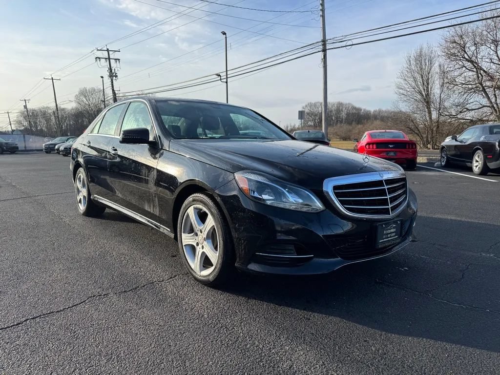Used 2014 Mercedes-Benz E 350 4MATIC Sedan image 4
