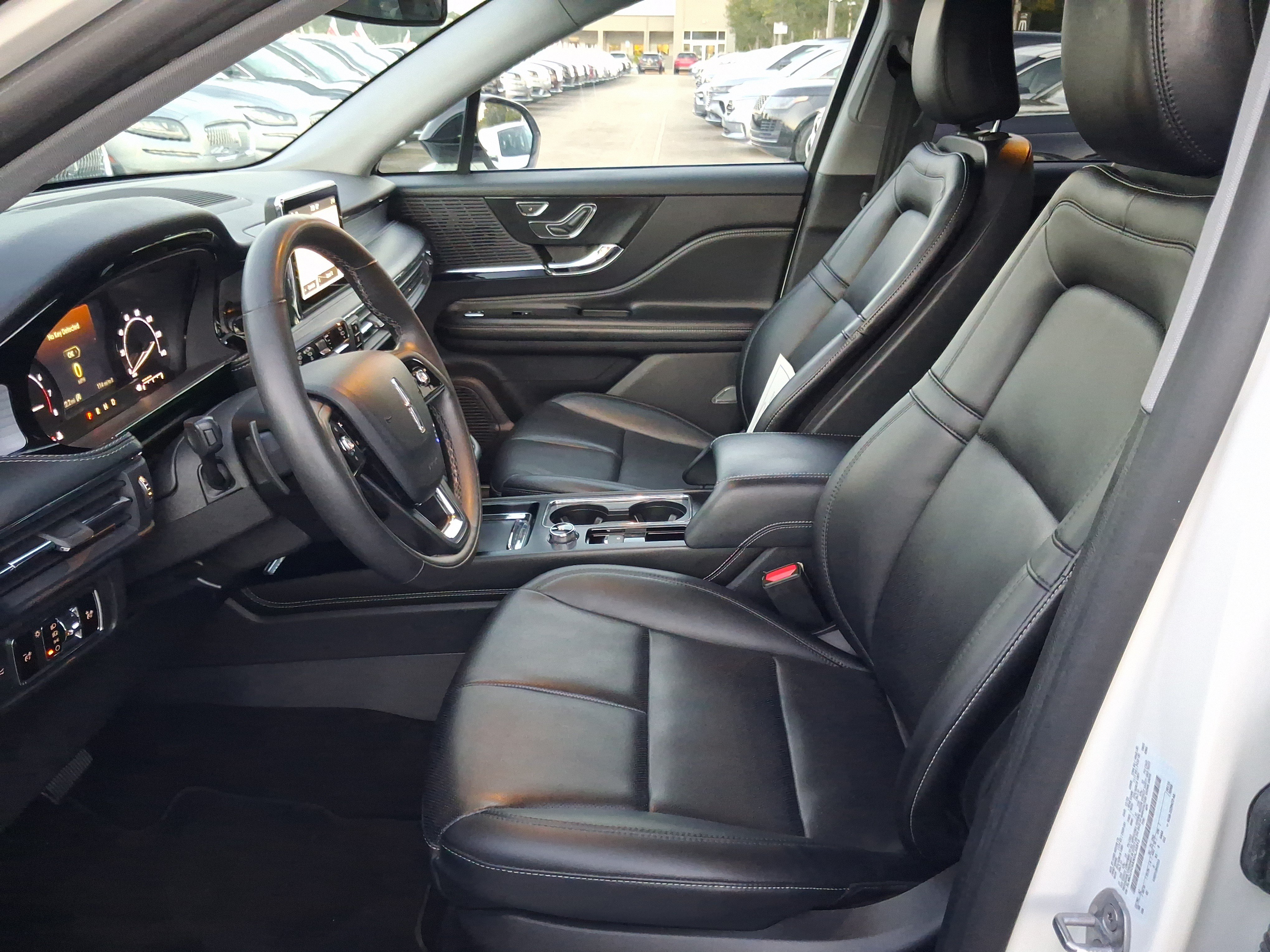 Used 2022 Lincoln Corsair FWD w/ Equipment Group 101A image 12