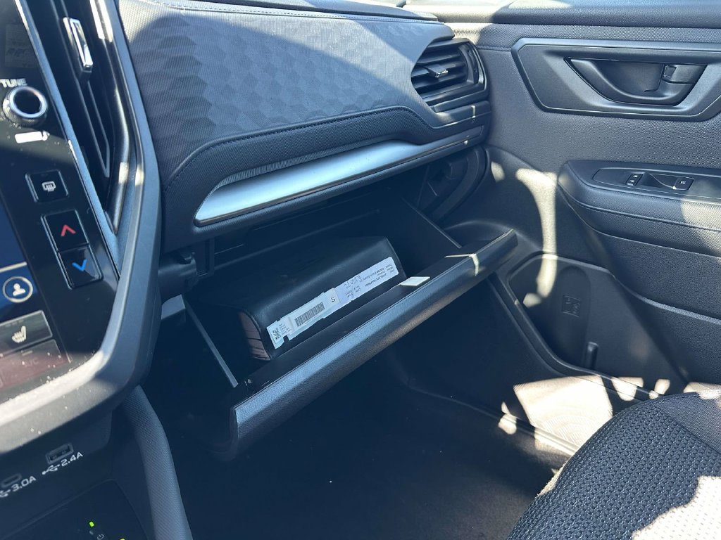 Certified 2025 Subaru Forester Premium AWD/4WD image 17