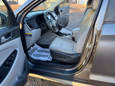 Used 2017 Hyundai Tucson SE image 29