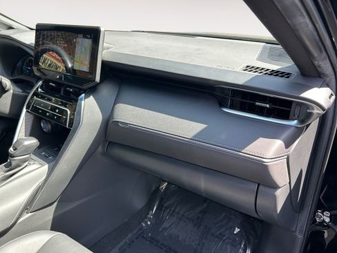 Used 2021 Toyota Venza XLE w/ Softex Package AWD/4WD image 27