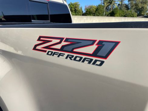 Used 2022 Chevrolet Colorado Z71 image 29