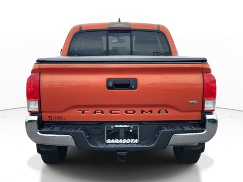 Used 2017 Toyota Tacoma SR5 w/ Tow Package RWD image 5