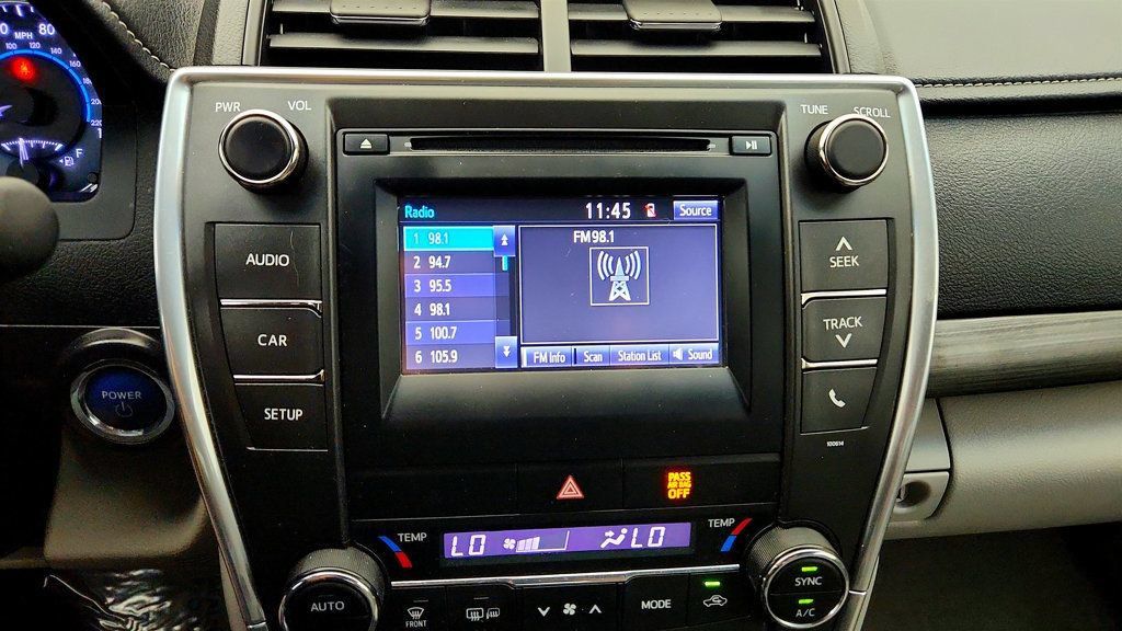 Used 2017 Toyota Camry LE FWD image 18