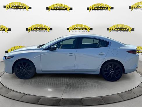 Used 2024 MAZDA MAZDA3 s FWD image 2