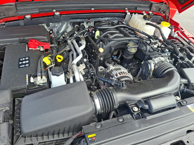 Used 2025 Jeep Gladiator Sport AWD/4WD image 28