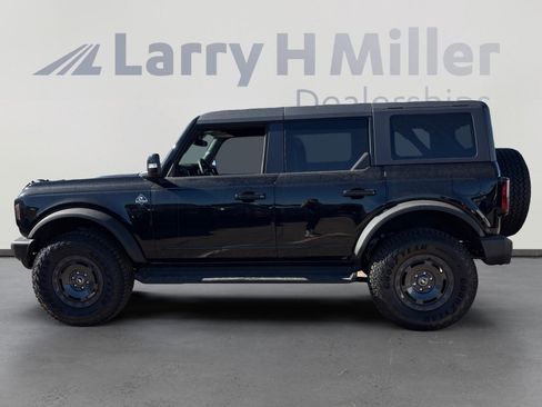 New 2025 Ford Bronco Outer Banks w/ Sasquatch Package image 2