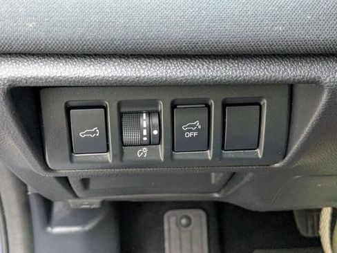 Used 2024 Subaru Outback Premium AWD/4WD image 24