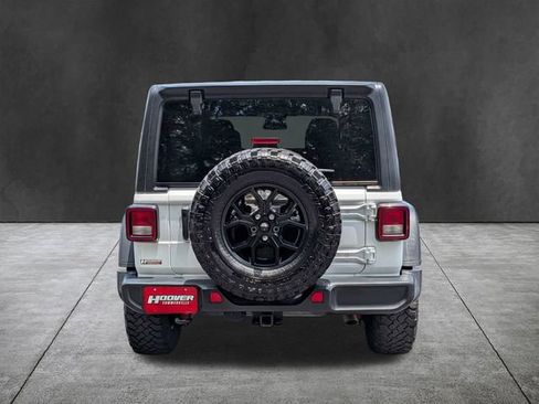 Used 2024 Jeep Wrangler Unlimited Sport AWD/4WD image 5