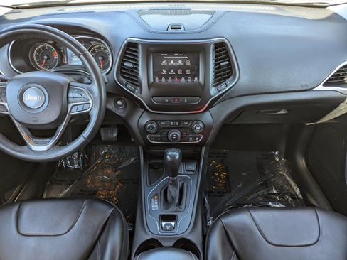 Used 2021 Jeep Cherokee Latitude Plus image 14