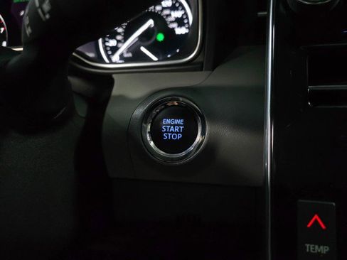 Used 2019 Toyota Avalon Limited w/ Advanced Safety Package image 24