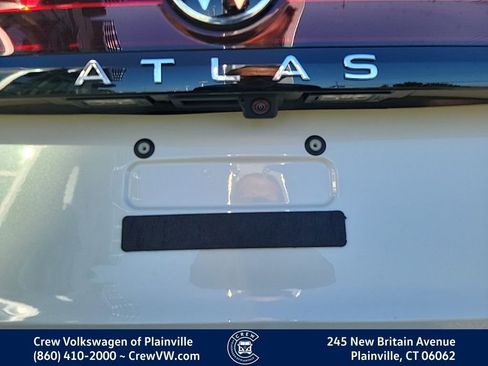 New 2026 Volkswagen Atlas Peak Edition image 13