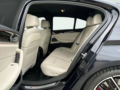 Used 2023 BMW 540i w/ Executive Package image 22